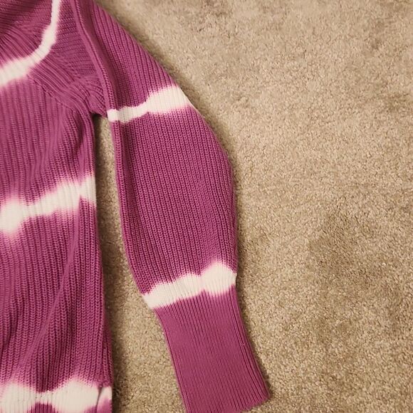 Johnny Was Women's Purple & White Tye Dye V-Neck Sweater Size S - Picture 8 of 11